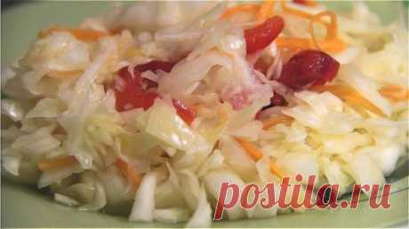 Если Вы еще НЕ ГОТОВИЛИ эту КАПУСТУ, то СРОЧНО на кухню! Ну, ОООЧЕНЬ ВКУСНАЯ КАПУСТА ПРОВАНСАЛЬ.
https://www.youtube.com/watch?v=razWCnW_Hv0&list=PLqCZWqsWs4QI6ReM6GbHSZip4TAql3DTa&index=2&t=4s
Капуста на зиму уже заготовлена (далее ссылочки на рецепты - капуста на зиму в банках, квашеная капуста на зиму, маринованная капуста на зиму и многие другие). Но вкусная капуста уже сейчас может занять достойное место на Вашем столе. И этот салат из капусты как нельзя лучше для этого подходит. Капуста Пр
