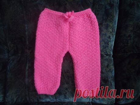 штаники спицами для малыша