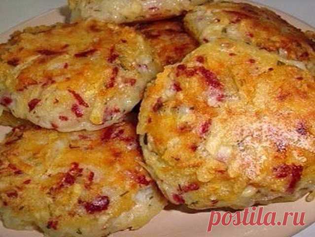 Семья зацелует — драники с ветчиной, сыром и зеленью