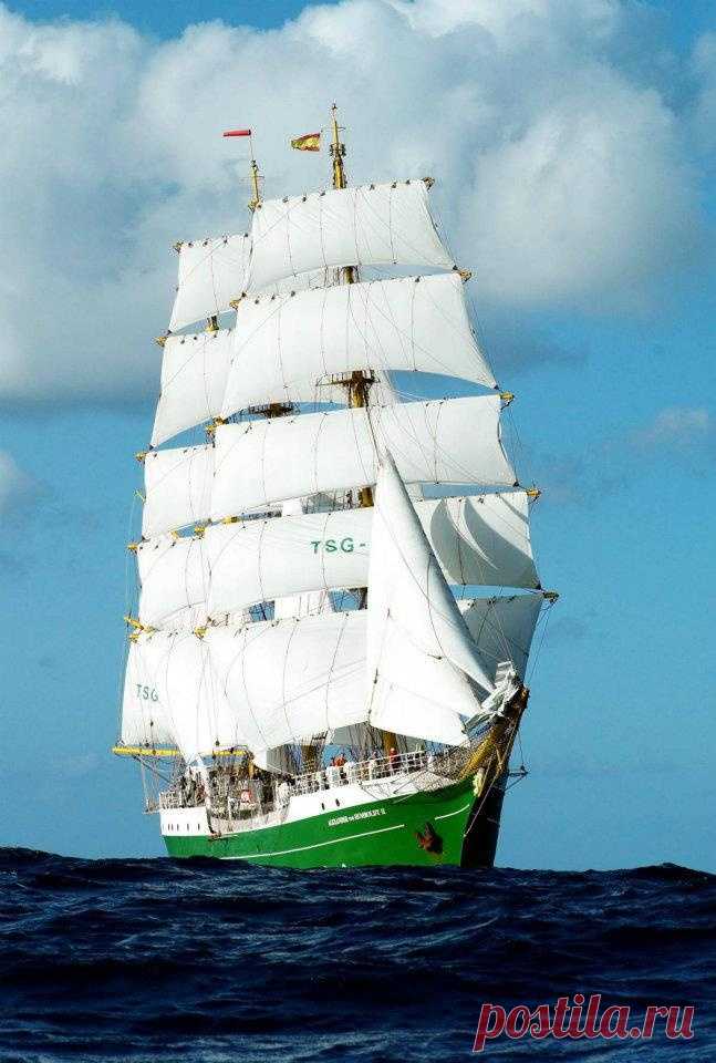 Tall ship | Canvases | Парусные Суда, Корабли и Парусные Суда