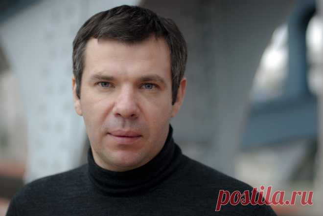 Максим Важов