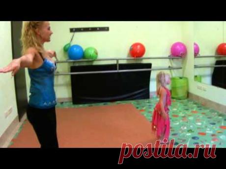 Восточный танец для самых маленьких.Дуэт с Софийкой))