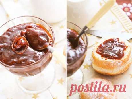 Вареное сгущенное молоко Дульсе де лече.

Вареное сгущенное молоко Дульсе де лече очень популярно в странах Латинской Америки. В переводе с испанского название означает “сладкое молоко”.Мне такой вариант сгущенного молока понравился гораздо больше, чем привычное для всех вареное сгущенное молоко, мне оно кажется чересчур сладким.
Показать полностью…