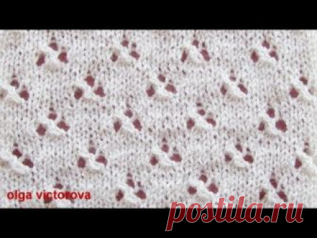 Ажурный узор с текстовым описанием. Раппорт 8 петель, 12 рядов. Набирается количество петель кратно 8 + 7 + 2 кромочные. Узор вяжется поворотными и круговыми...