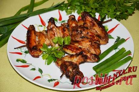Шашлык из куриных крылышек, в кефирном маринаде с чесноком - Сборник кулинарных рецептов Вкусняшки от Ирульки