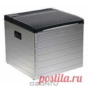 Dometic RC2200 EGP мобильный холодильник 41 л, Black Silver - Абсорбционный холодильник в алюминиевом корпусе Dometic CombiCool RC 2200 EGP выглядит необычайно привлекательно и отлично смотрится в любом месте – на барбекю на террасе, на пикнике под тентом или в путешествии вдали от цивилизации. Благодаря усовершенствованной абсорбционной технологии холодильник обеспечивает мощное охлаждение до 33°C ниже температуры окружающей среды и он абсолютно бесшумный. Объемом 41 литр, CombiCool RC 2200 EGP