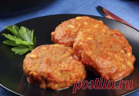 Жарим котлеты не хуже мясных: смешали чечевицу и рис - Steak Lovers - 26 апреля - 43271649795 - Медиаплатформа МирТесен Котлеты на вкус ничуть не хуже мясных приготовим из смеси чечевицы и риса. Готовятся они просто, времени занимают немного и в результате получается блюдо, которое вполне можно подавать и без гарнира. Для рецепта нам понадобятся 150 граммов риса, 100 граммов чечевицы, морковь и луковица. Кроме того, - 26 апреля - 43271649795 - Медиаплатформа МирТесен