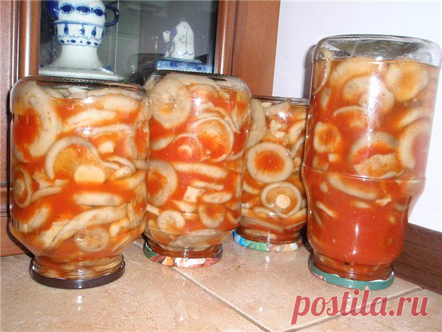 ну очень вкусные и необычные грузди в томатном соусе