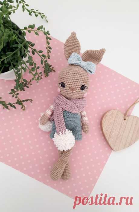 Rosie Bunny Crochet pattern by Sarah's Hooks & Loops