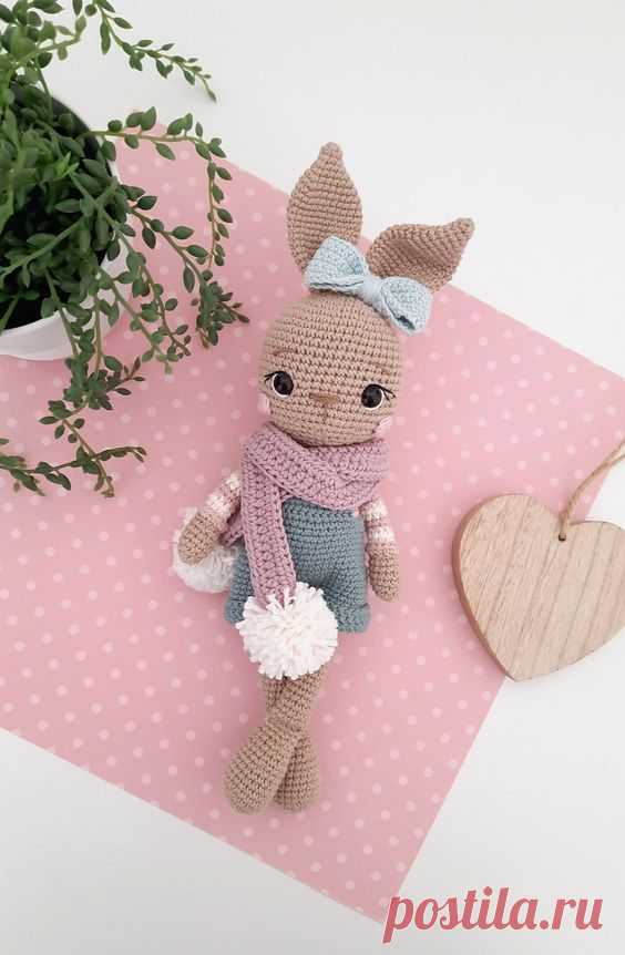 Rosie Bunny Crochet pattern by Sarah's Hooks & Loops
