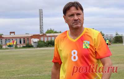 Аленичев назвал групповой этап чемпионата Европы по футболу достаточно скучным. Собеседник агентства отметил низкую результативность сборных Англии и Франции, являющихся одними из фаворитов турнира