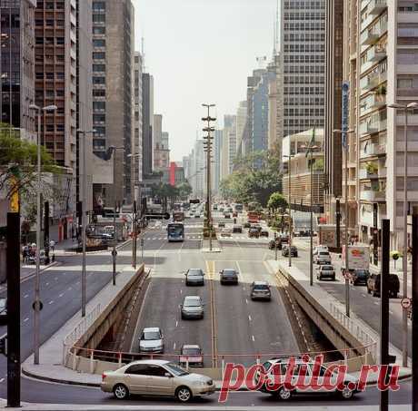 Avenida Paulista São Paulo Brazil
flickr от pedro kok   |   Pinterest • Всемирный каталог идей