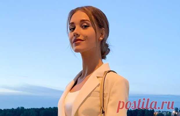 Настоящие фамилии и имена знаменитостей