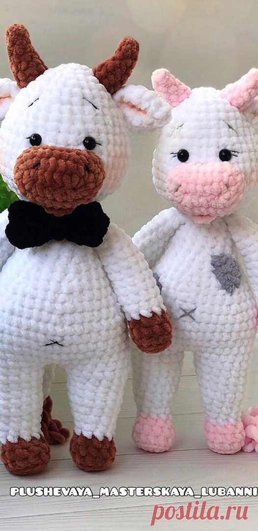 PDF Коровка Милка и бычок Борька крючком. FREE crochet pattern; Аmigurumi animal patterns. Амигуруми схемы и описания на русском. Вязаные игрушки и поделки своими руками #amimore - корова, коровка, телёнок, плюшевый бык, бычок из плюшевой пряжи.