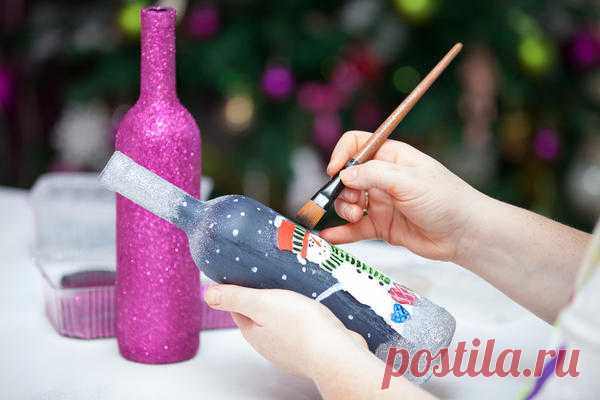 Украшение бутылок своими руками: способы и стили декора