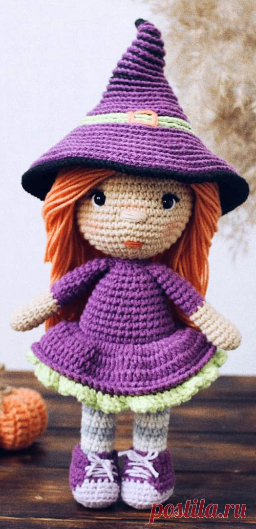 PDF Ведьмочка крючком. FREE crochet pattern; Аmigurumi doll patterns. Амигуруми схемы и описания на русском. Вязаные игрушки и поделки своими руками #amimore - кукла, куколка, девочка, шляпа ведьмы, ведьмочка, Хэллоуин.