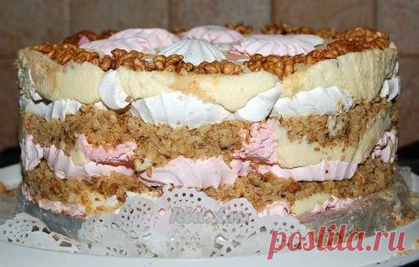 Торт из зефира.

Ингредиенты:
● 5-6 штук печенья,
● 500 грамм орехов грецких,
Показать полностью…