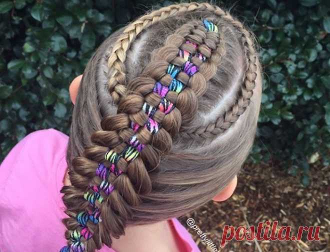 Это не просто косы, это — произведение искусства! Австралийка Шелли Гиллфорд из Мельбурна теперь даже не вспомнит, когда она впервые приобщилась к искусству заплетания косичек. Поэтому когда однажды маленькая дочь Грейс попросила заплести её волосы в косички, мама была рада приложить все свои старания. Шелли украсила головку своей любимой дочурки французскими и голландскими косичками, и вскоре в семье зародилась красивая традиция.