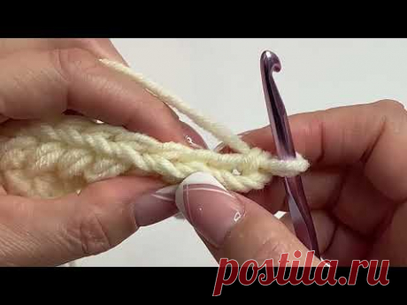 Красивая и тёплая женская шапка, самым простым способом ☕️🧶 Вяжем крючком 💕