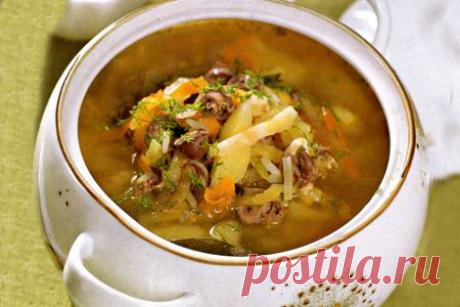 Рассольник с перловкой – витаминный суп в любое время года.