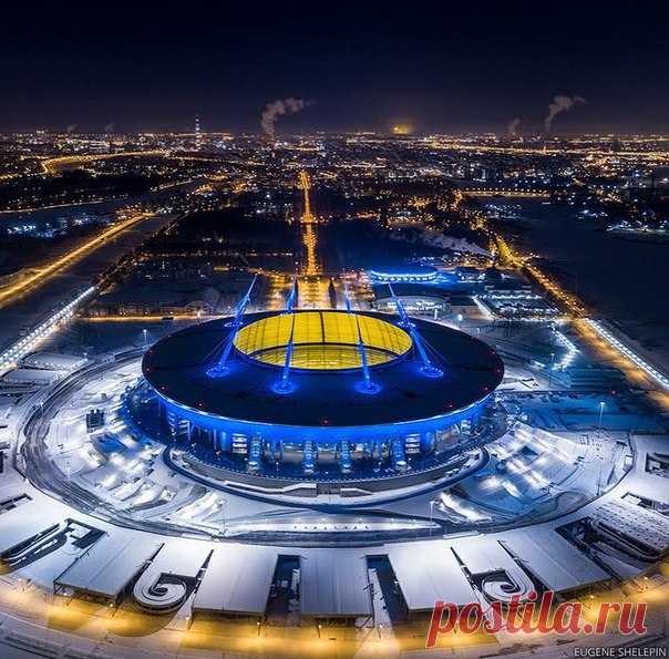 ЗЕНИТ Арена * Яркий стадион в ночи