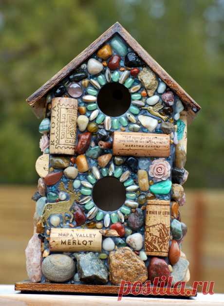 Outdoor Birdhouse and Mosaic Garden Art от WinestoneBirdhouses