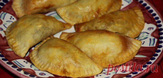 Эмпанадас, аргентинские пирожки.