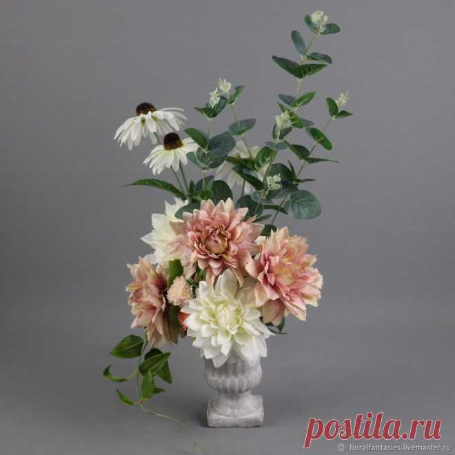 Цветочная композиция из георгинов в вазоне – купить в интернет-магазине на Ярмарке Мастеров с доставкой Цветочная композиция из георгинов в вазоне – купить или заказать в интернет-магазине на Ярмарке Мастеров | Винтажная композиция из георгинов, эхинацеи,…