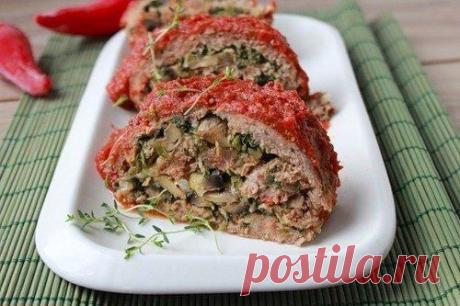 Мясной рулет с грибами и шпинатом / Удивительная еда!