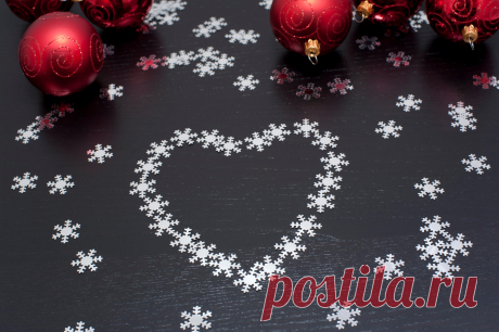 Песни-переделки на Новый год Дракона 2024: для детей, взрослых