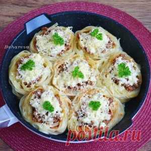 «Гнезда» с фаршем и овощами