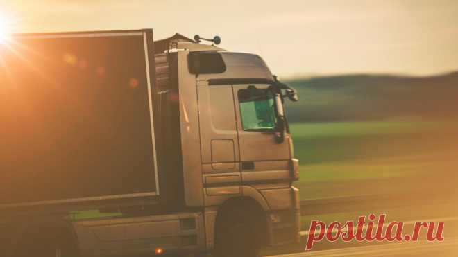 Почему бывают профессиональные заболевания у водителей дальнобойщиков?
Никто и нигде не питается правильно и качественно, чтобы обеспечить потребности органима для достаточной физиологической регенерации. Еда это не только топливо - источник энергии, но и расходные материалы и даже сырьё для синтеза запасных частей.