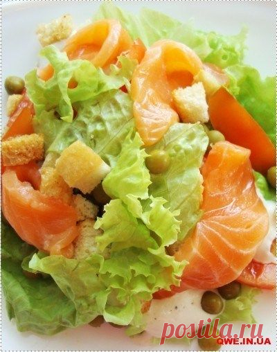 ~Салат с перепелиными яйцами, семгой и томатами черри~