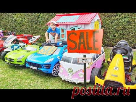 ALİ ARABALARI SATIYOR Funny kids pretend play SALE TOY CARS in the garden and Ride on Power Wheels
