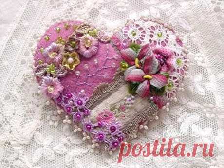 Crazy quilt heart pin