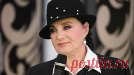 Ирина Винер рассказала о волнении перед премьерой спектакля в Петербурге. Заслуженный тренер России по художественной гимнастике Ирина Винер рассказала, что перед показом спектакля «Наваждение» в Петербурге испытывает большое волнение, поскольку считает этот город важнейшей сценой для артистов. Читать далее