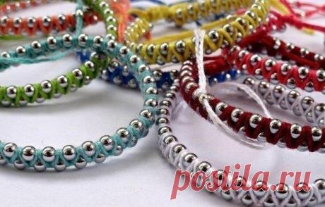 Плетем оригинальный браслет