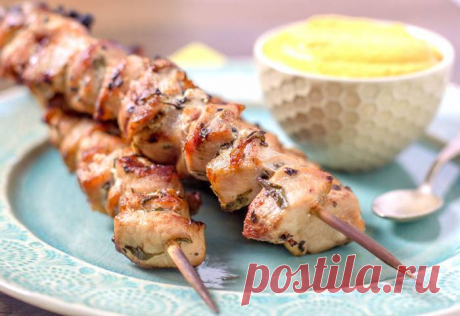 Шашлык из курицы в духовке на шпажках - рецепт с фото / Простые рецепты