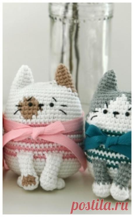 Child Knitted Cat