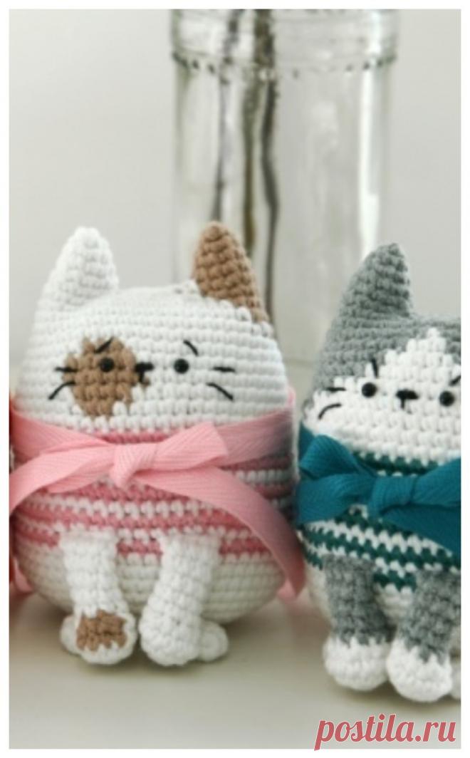 Child Knitted Cat