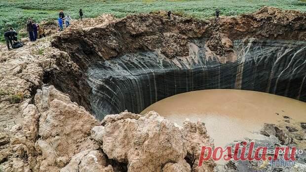 Метановая бомба - Тайны... - медиаплатформа МирТесен Учёные привезли из очередной экспедиции с Северного Ледовитого океана устрашающие фото и видео взрывоопасного газа, вырывающегося на поверхность. Теперь в мировой науке идёт спор: этот газ высвобождается из-за изменения климата или ВЫЗЫВАЕТ его? Это сфотографировали во время научной экспедиции в