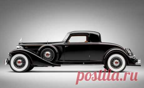 doublesixdaimler:
“ oldschooliscool:
“ 1933 "Паккард" двенадцать стационарных купе на заказ кузовов Дитрих Инк. Посадочные места для двух или четырех стало возможным благодаря рокот сиденье. Окно, втягивая в...