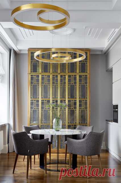 Просто фото: Геометрические рисунки на фасаде Как выглядят модные панно, двери, мебель