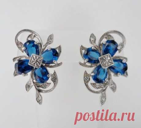 Серебряные серьги с синими фианитами