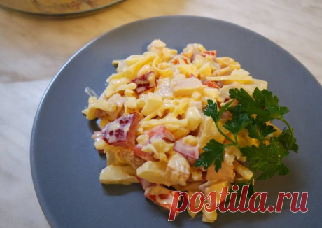 Очень вкусный салат на праздничный стол с копченой курицей и ананасом Автор рецепта Elena ChtoPrigotovit - Cookpad