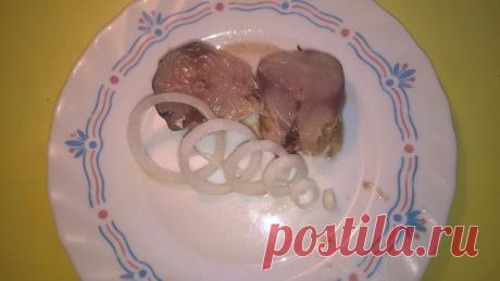 Маринованная в луковой шелухе скумбрия за 5 часов до подачи - Пир во время езды За свою советскую и постсоветскую жизнь я собрала целую коллекцию быстрых и несложных рецептов вкусных блюд. Не потому что ленива, нет! Просто семья большая. Особо изыски готовить некогда, а раньше и не из чего было. Сейчас дети уже взрослые, семья растет, как и моя коллекция. Вот один из рецептов. Эту маринованную скумбрию можно приготовить утром …