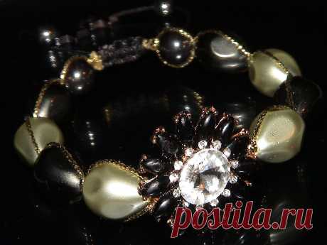 Браслеты серьги ,кольца.