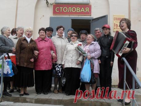 Нина Козлова(Кузнецова)
55 лет, Россия, г. Лихославль (Лихославльский район)