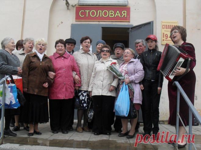 Нина Козлова(Кузнецова)
55 лет, Россия, г. Лихославль (Лихославльский район)