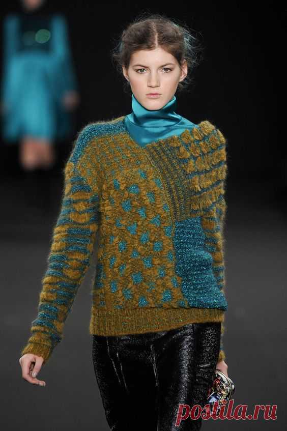 Vanessa Bruno at Paris Fashion Week Fall 2012